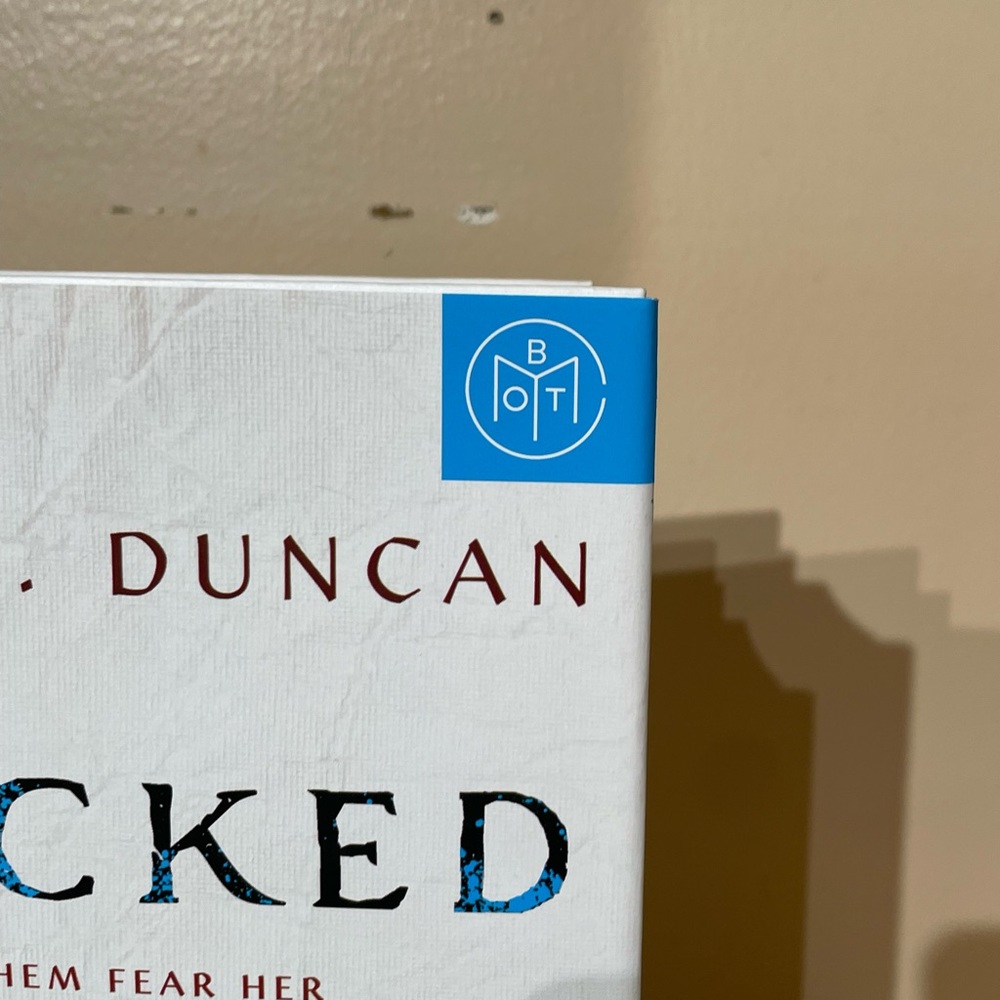 Wicked Saints by Emily A Duncan - Book of the Month edition hardcover - Picture 2 of 3